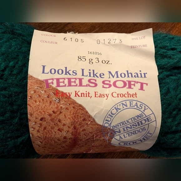 Vintage Bernat Caress 100% Acrylic yarn, teal green 2x 85 g skiens. - Picture 6 of 6